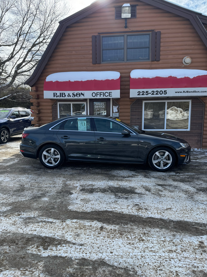 Audi A4 Premium 45 TFSI quattro 2019