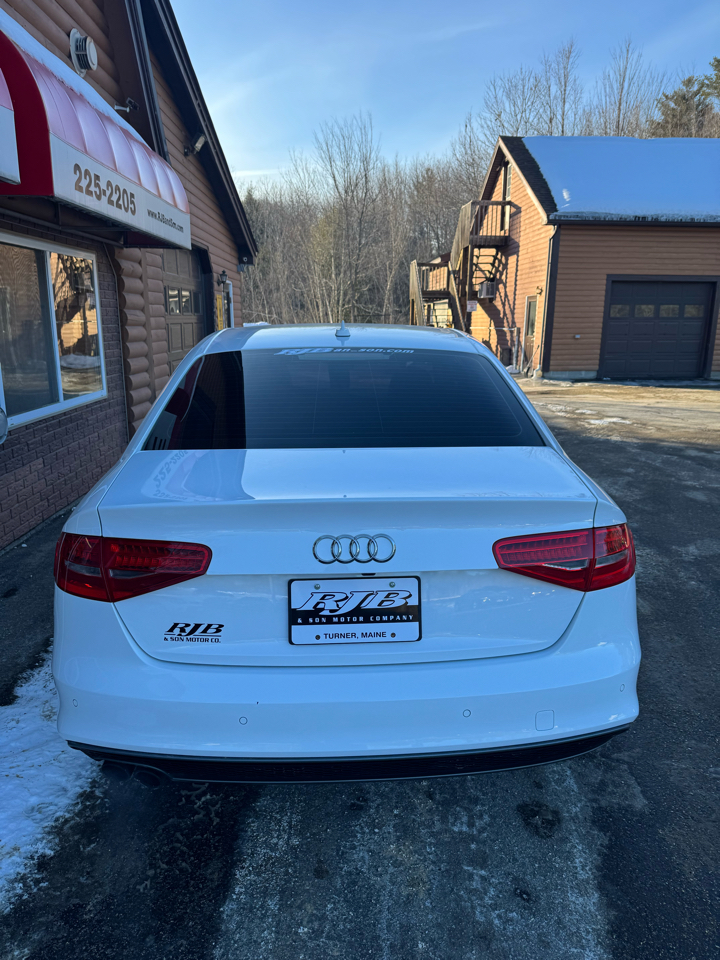 Audi A4 4dr Sdn Auto quattro 2.0T Premium Plus 2015