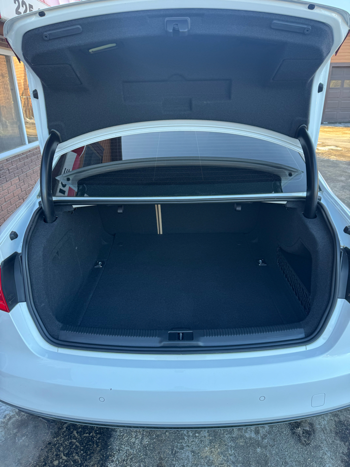 Audi A4 4dr Sdn Auto quattro 2.0T Premium Plus 2015