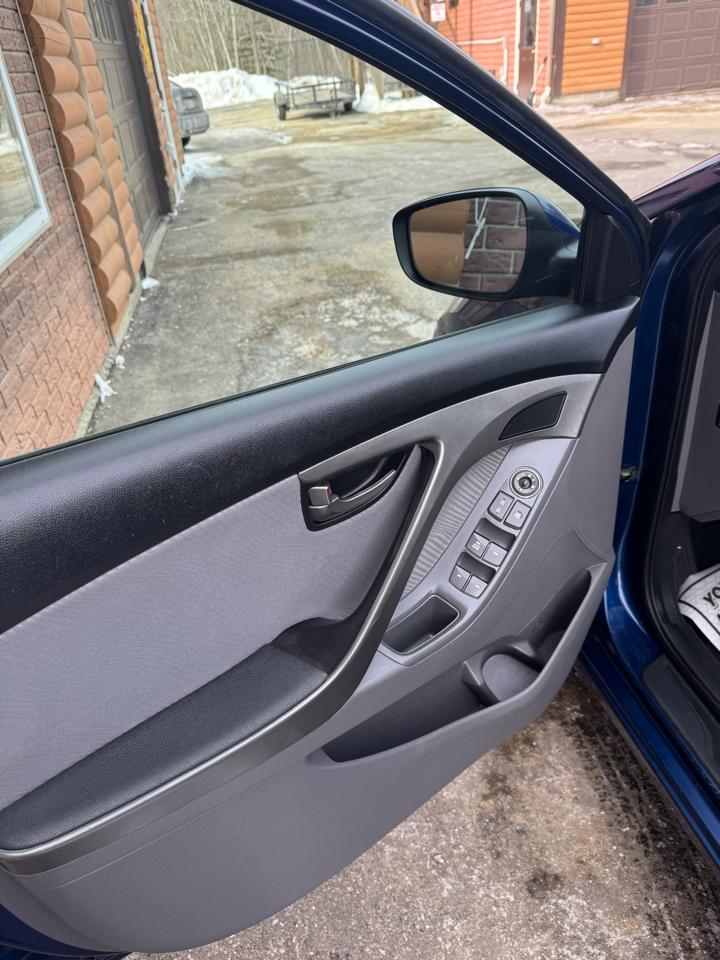 Hyundai Elantra 4dr Sdn Auto GLS PZEV (Ulsan Plant) *Ltd Avail* 2013