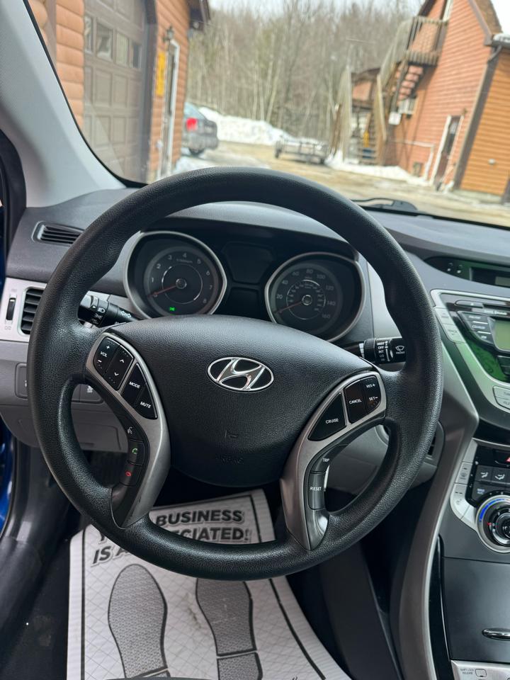 Hyundai Elantra 4dr Sdn Auto GLS PZEV (Ulsan Plant) *Ltd Avail* 2013