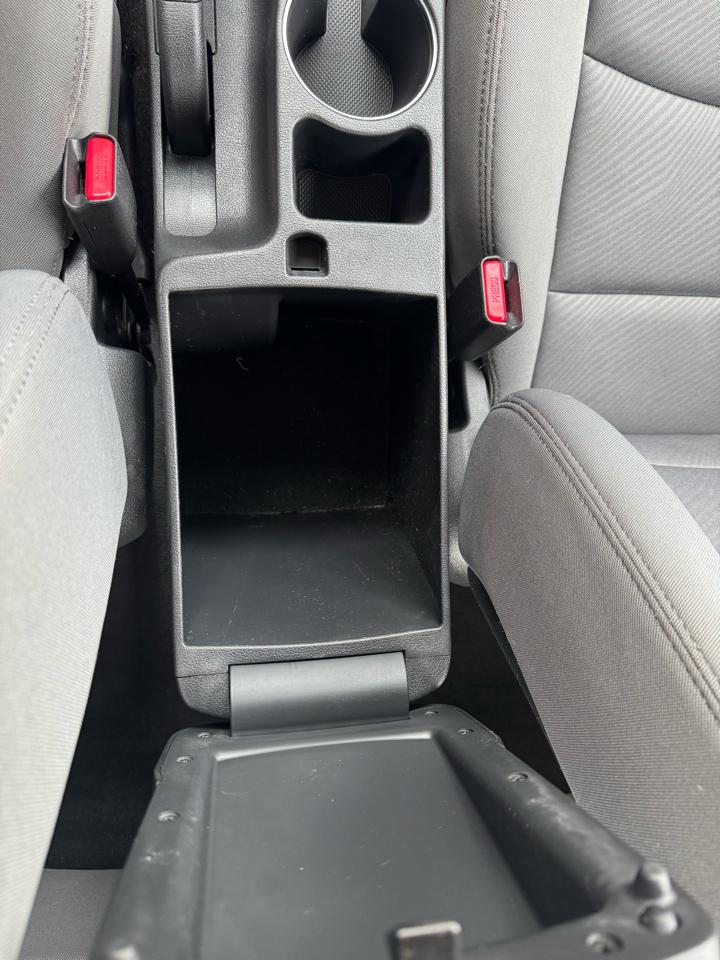 Hyundai Elantra 4dr Sdn Auto GLS PZEV (Ulsan Plant) *Ltd Avail* 2013