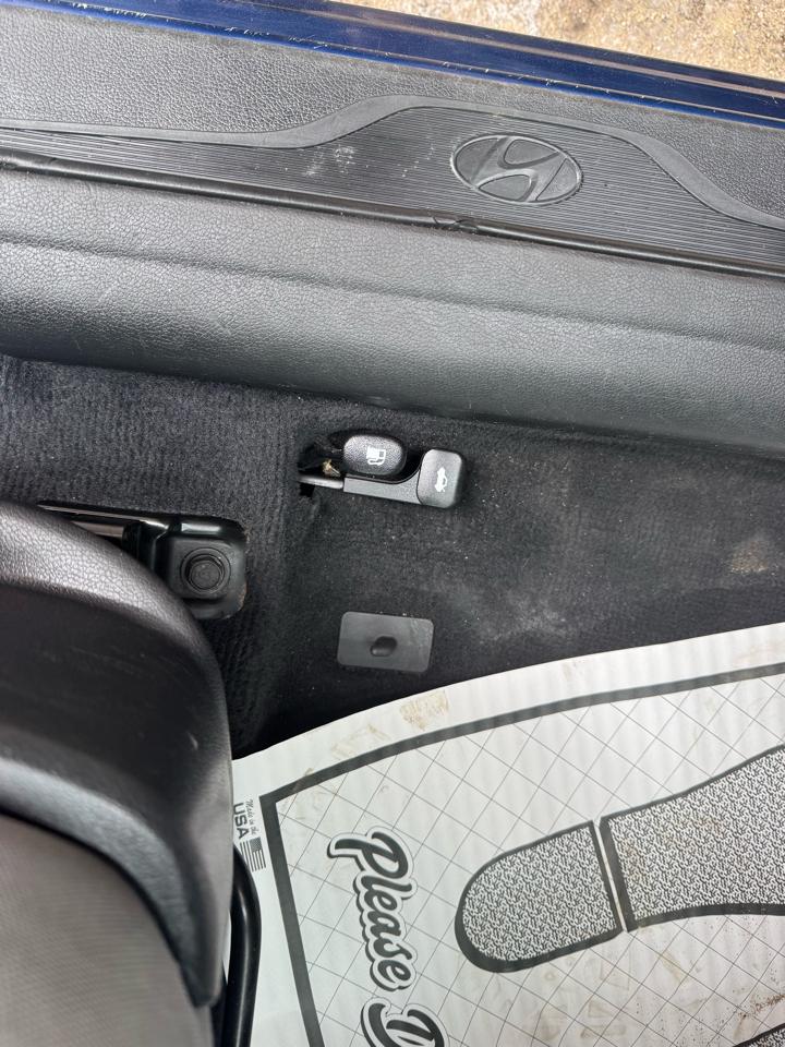 Hyundai Elantra 4dr Sdn Auto GLS PZEV (Ulsan Plant) *Ltd Avail* 2013