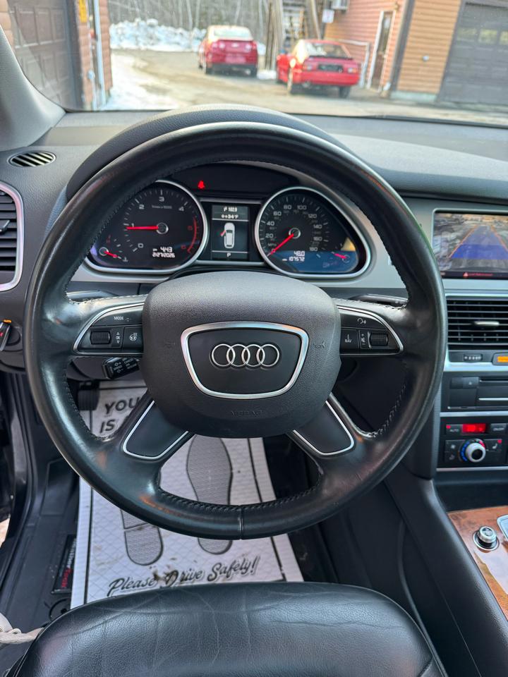 Audi Q7 quattro 4dr 3.0L TDI Premium Plus 2015