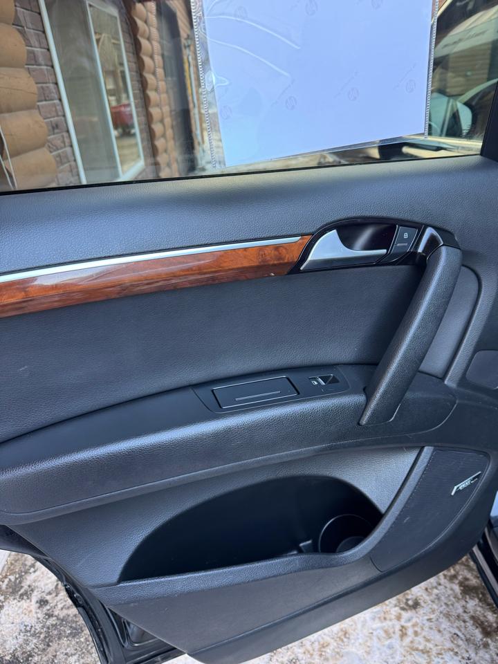 Audi Q7 quattro 4dr 3.0L TDI Premium Plus 2015