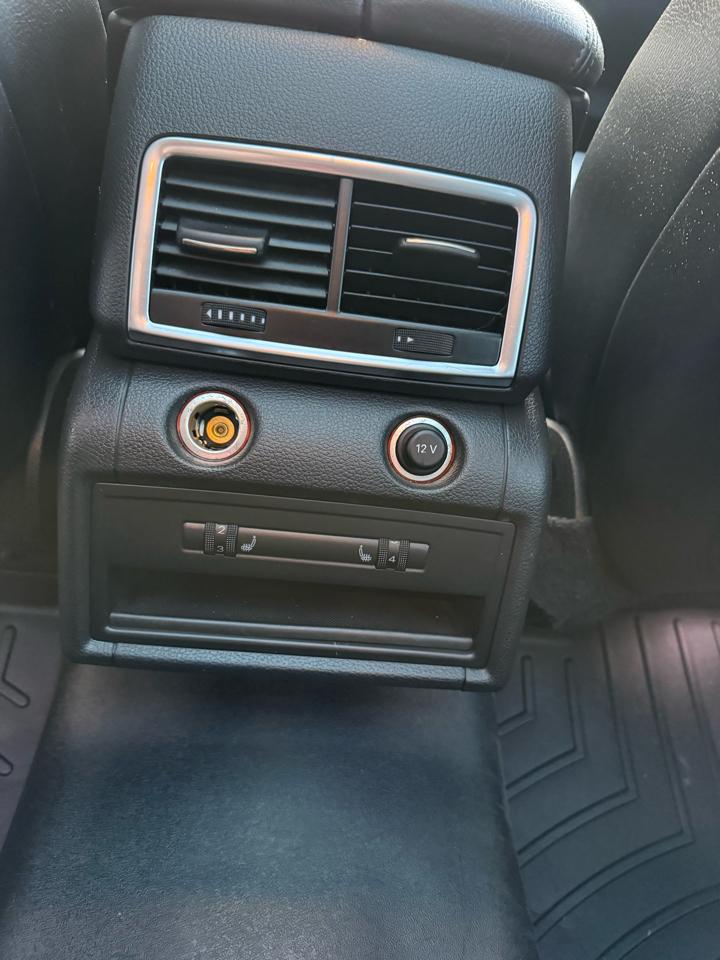 Audi Q7 quattro 4dr 3.0L TDI Premium Plus 2015