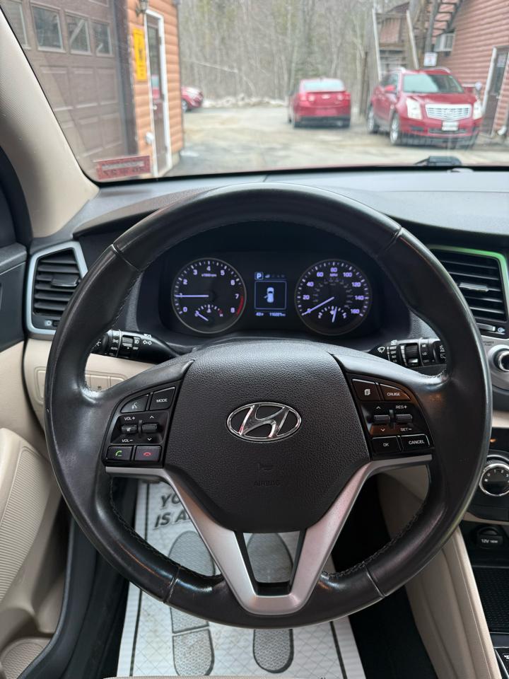 Hyundai Tucson AWD 4dr Sport w/Beige Int 2016