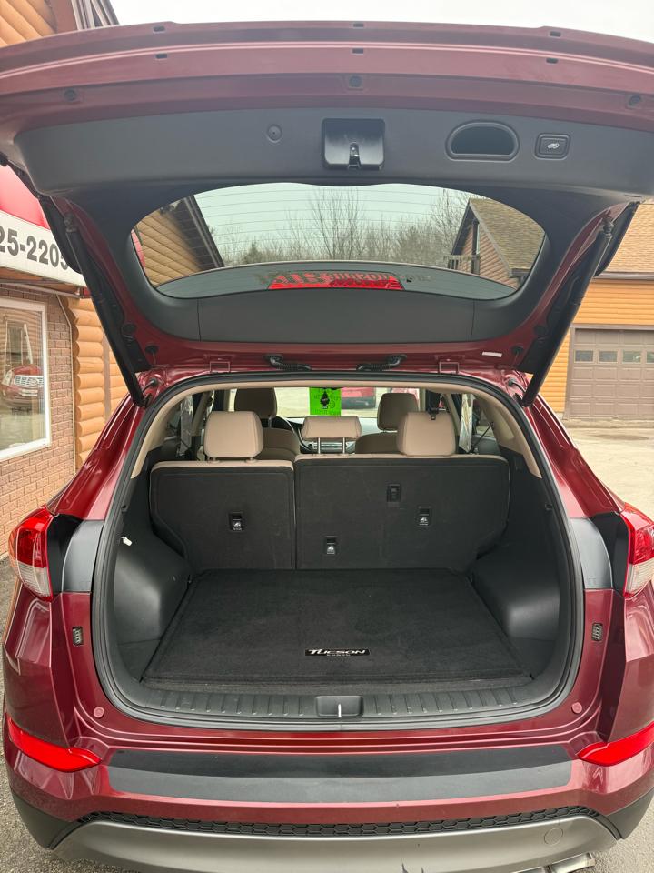 Hyundai Tucson AWD 4dr Sport w/Beige Int 2016