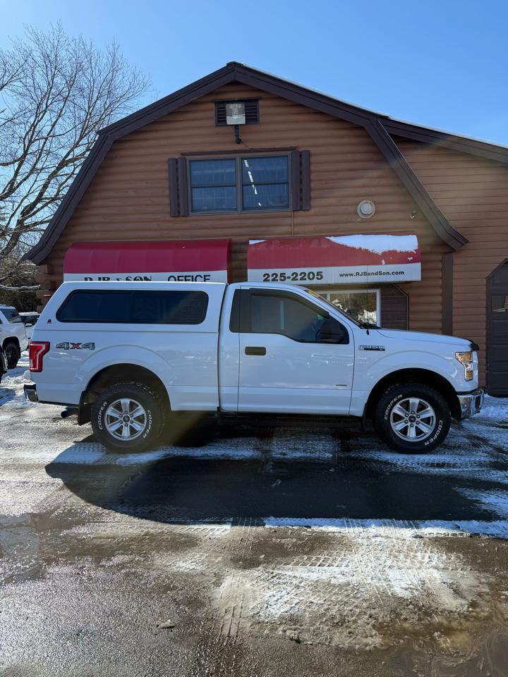 Ford F-150 4WD Reg Cab 122.5" XL 2016