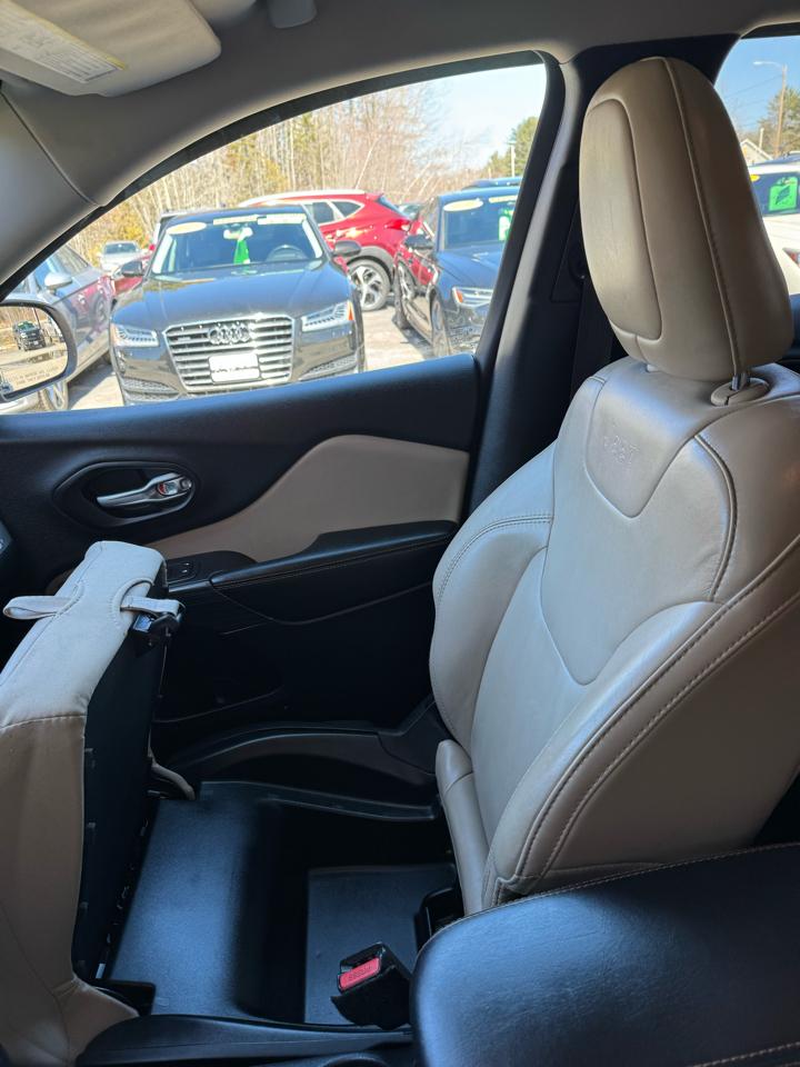 Jeep Cherokee 4WD 4dr Limited 2016