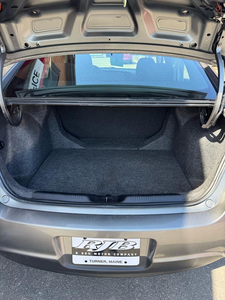 Dodge Dart 4dr Sdn SE 2013