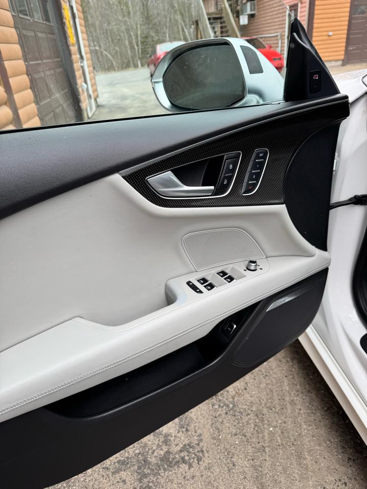 Audi S7 4dr HB Prestige 2014