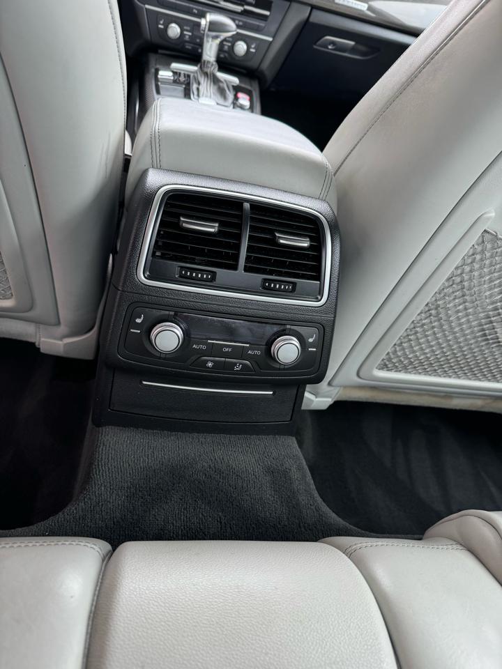 Audi S7 4dr HB Prestige 2014