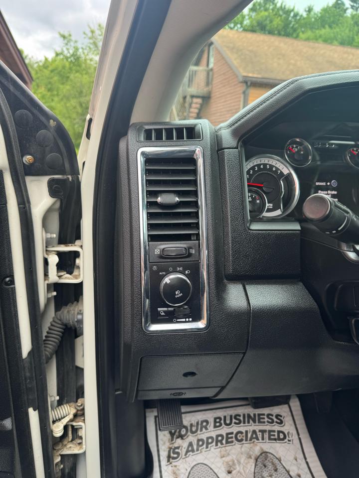 RAM 2500 4WD Crew Cab 149" Laramie 2016