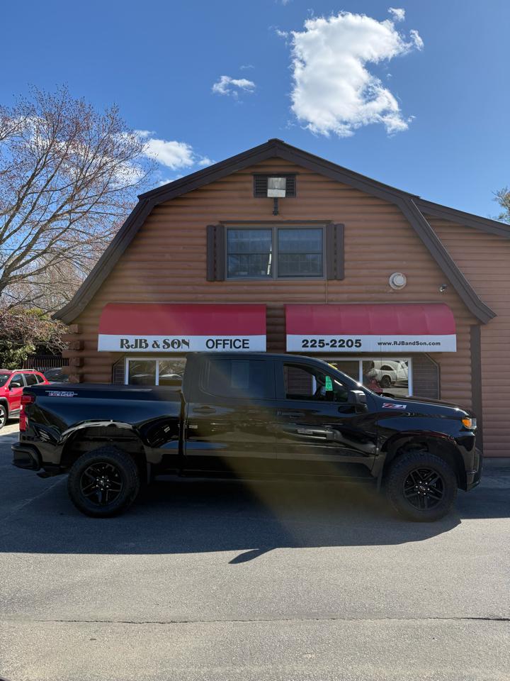 Chevrolet Silverado 1500 LTD 4WD Crew Cab 147" Custom Trail Boss 2022