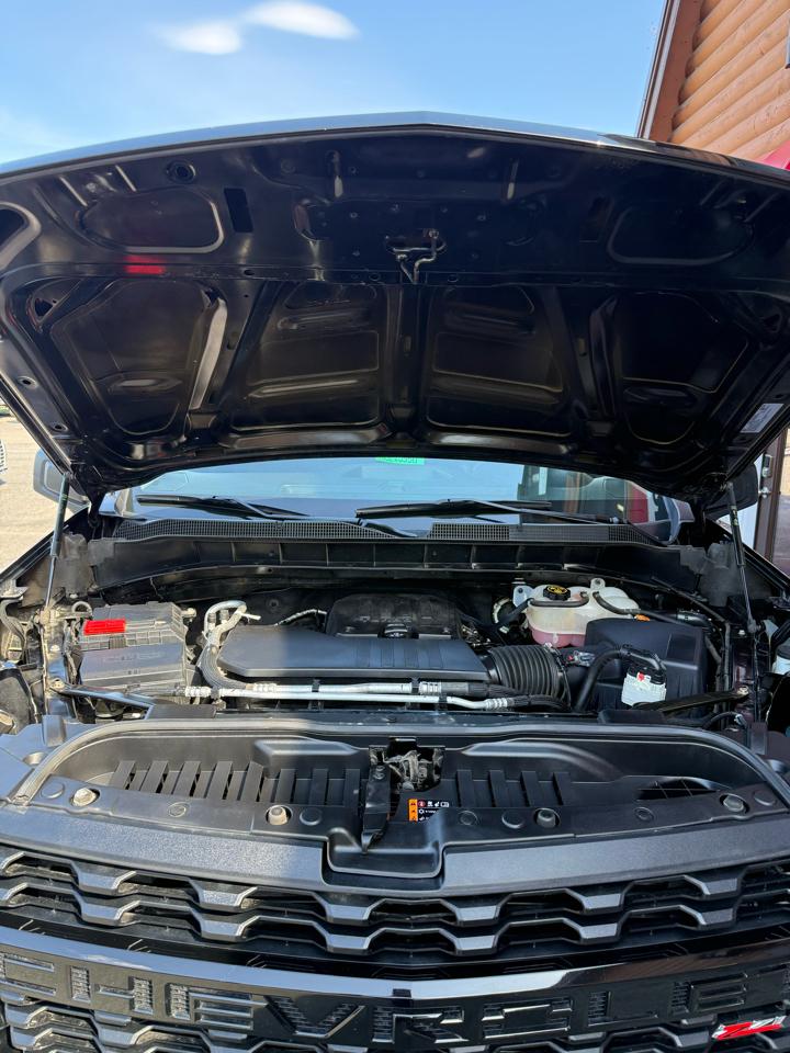 Chevrolet Silverado 1500 LTD 4WD Crew Cab 147" Custom Trail Boss 2022