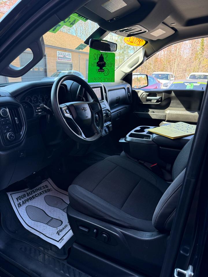 Chevrolet Silverado 1500 LTD 4WD Crew Cab 147" Custom Trail Boss 2022