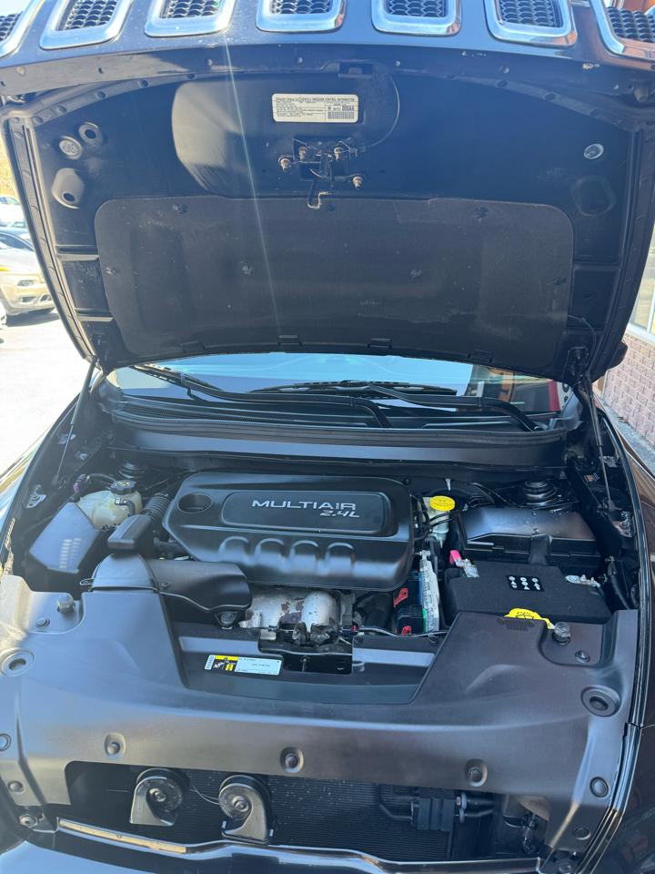 Jeep Cherokee 4WD 4dr Latitude 2015