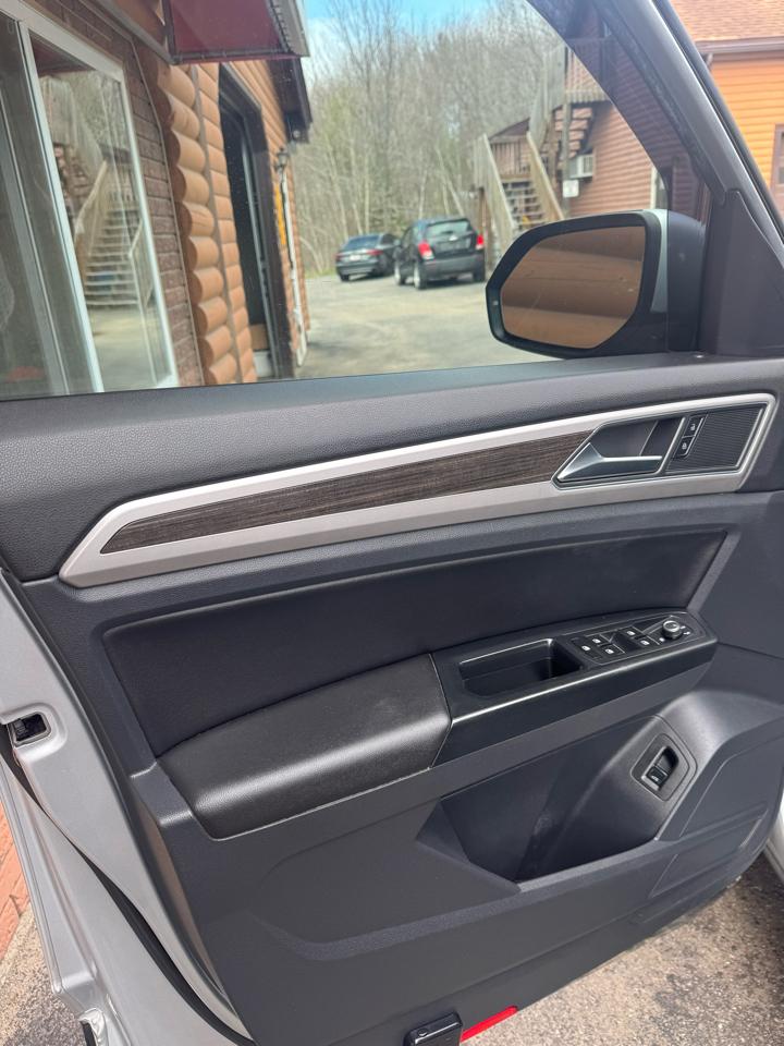 Volkswagen Atlas 3.6L V6 SEL 4MOTION 2019