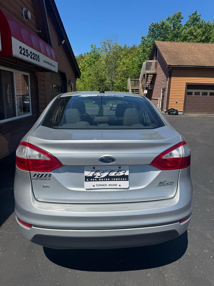 Ford Fiesta SE Sedan 2017
