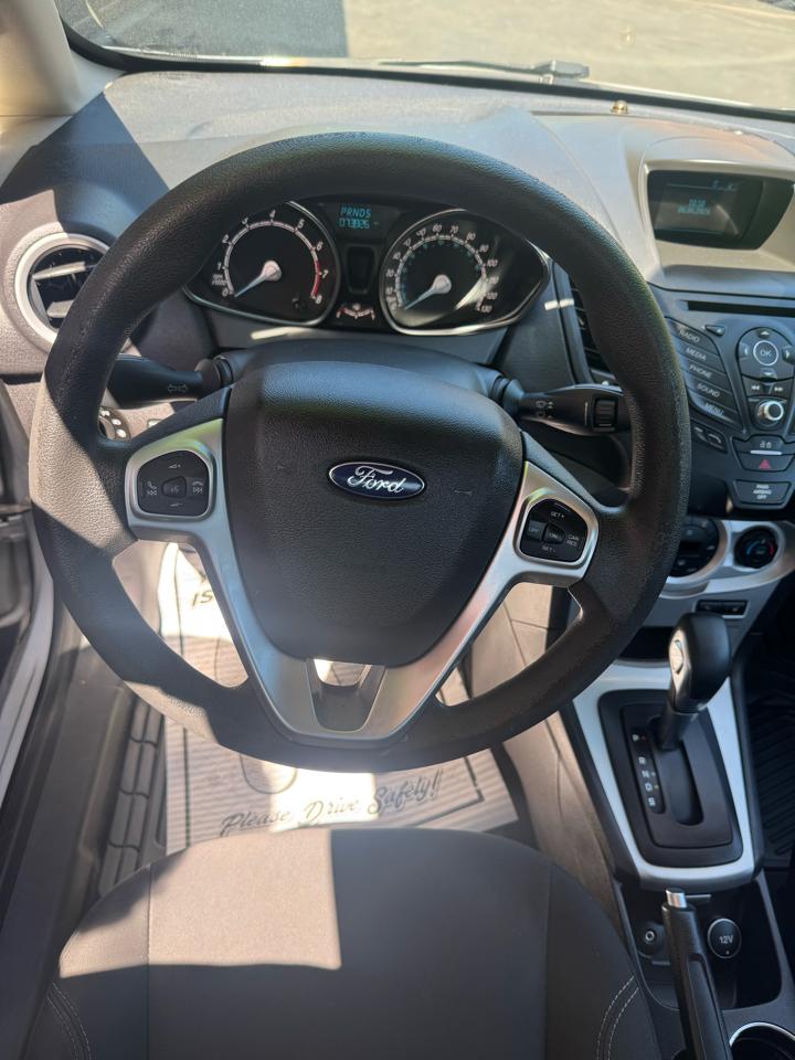 Ford Fiesta SE Sedan 2017