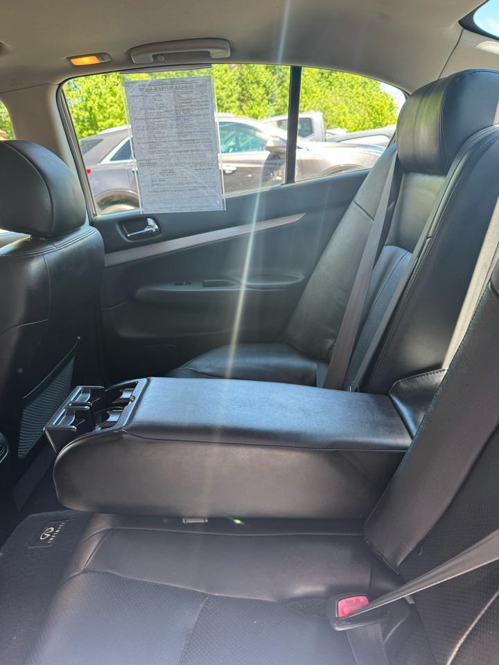 Infiniti G37 Sedan 4dr x AWD 2013