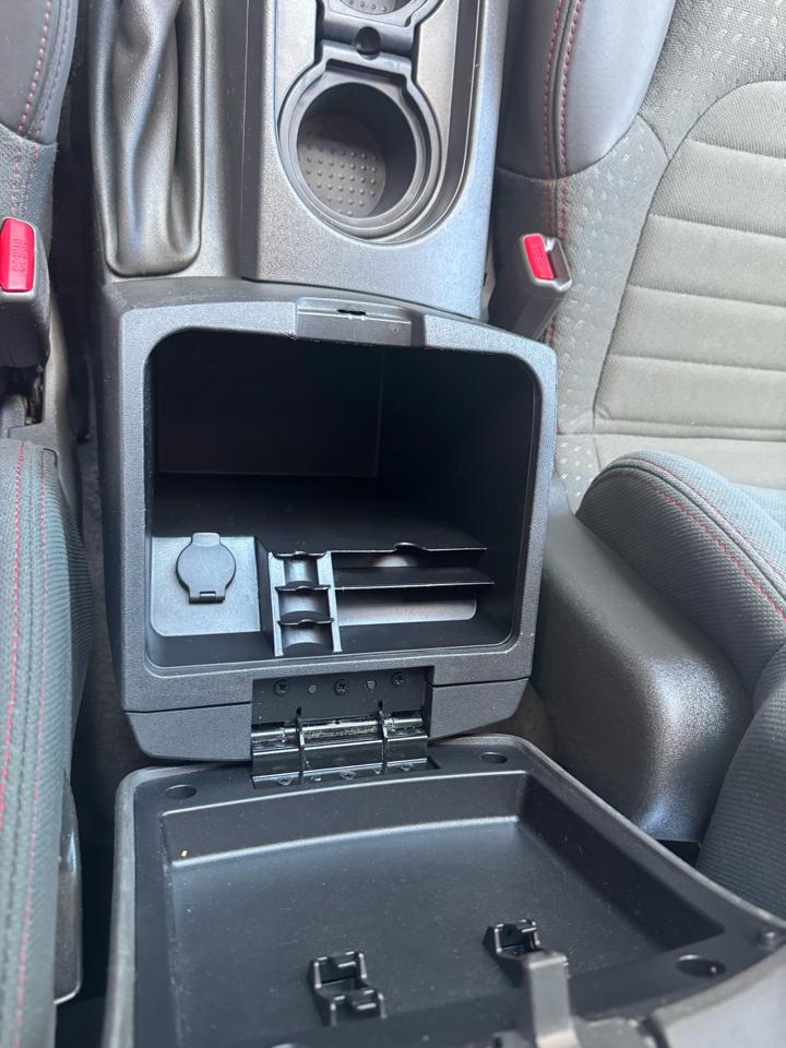 Suzuki Equator 4WD Crew Cab V6 Auto RMZ-4 2011