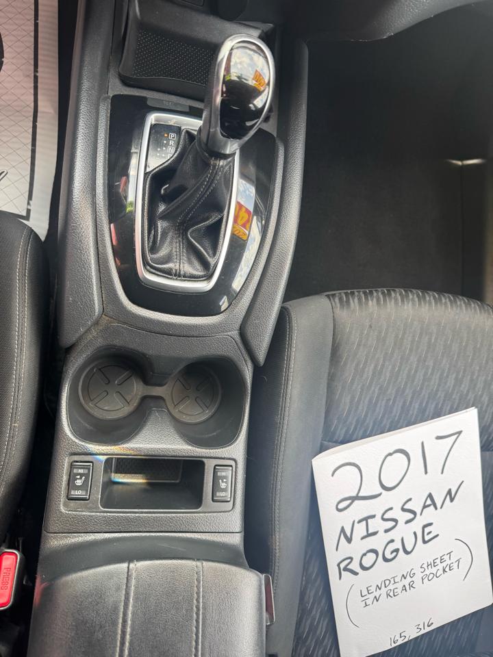 Nissan Rogue  2017