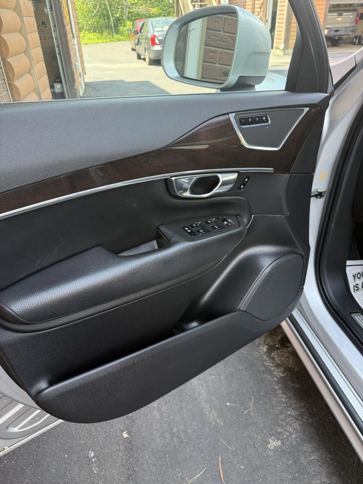 Volvo XC90 T6 AWD Momentum 2019