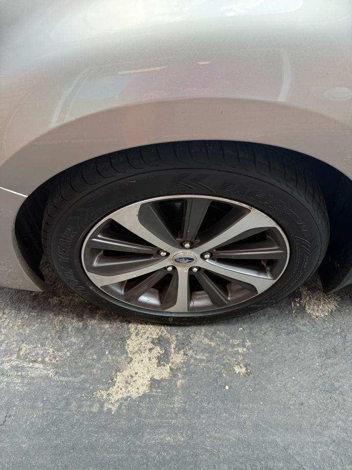 Subaru Legacy  2016