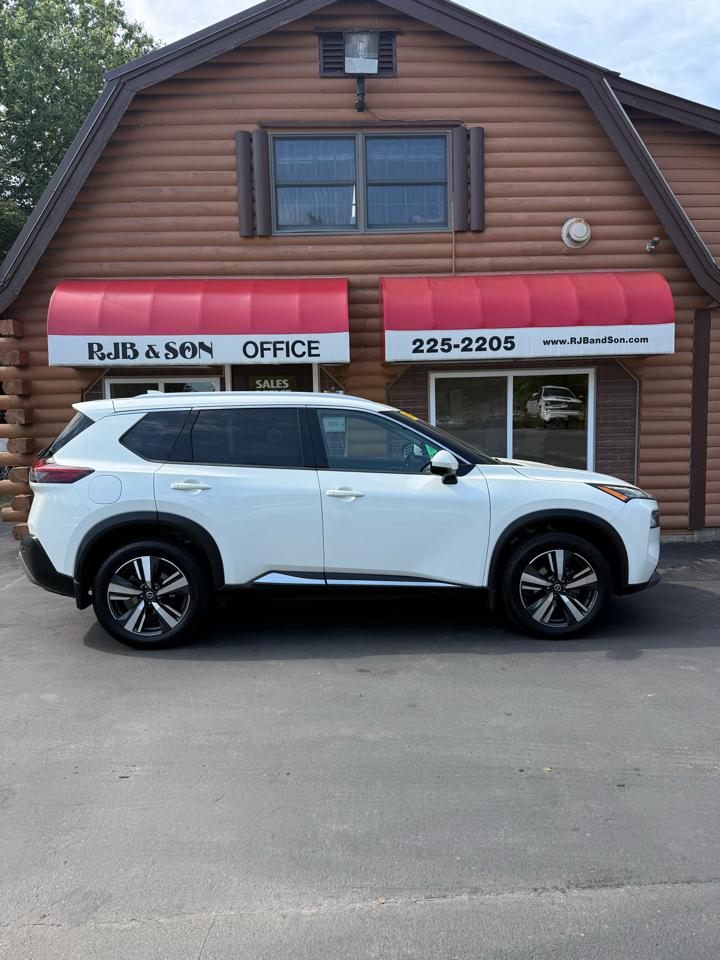 Nissan Rogue  2021