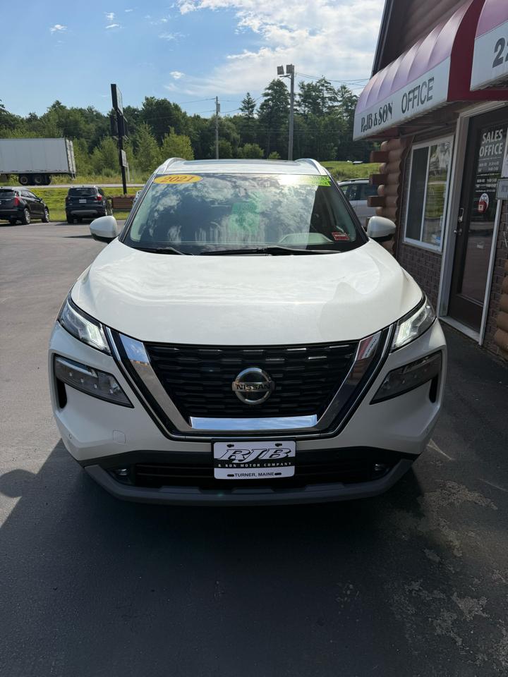 Nissan Rogue  2021