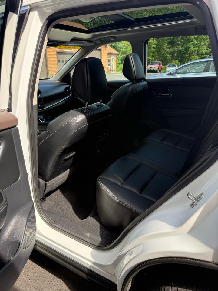 Nissan Rogue  2021