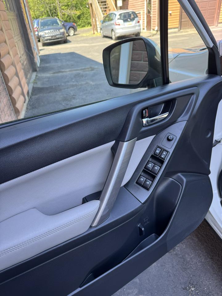 Subaru Forester  2016