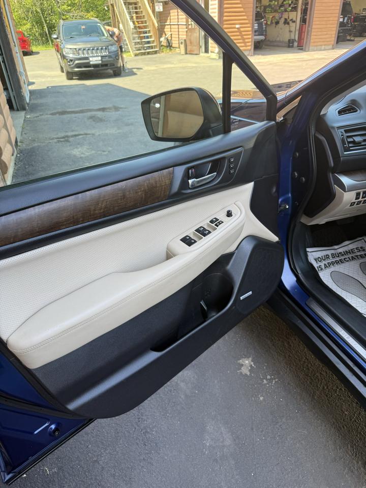 Subaru Outback  2017