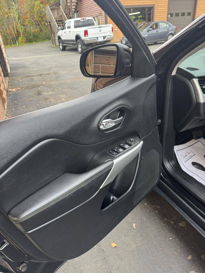 Jeep Cherokee Latitude Plus 4x4 2018