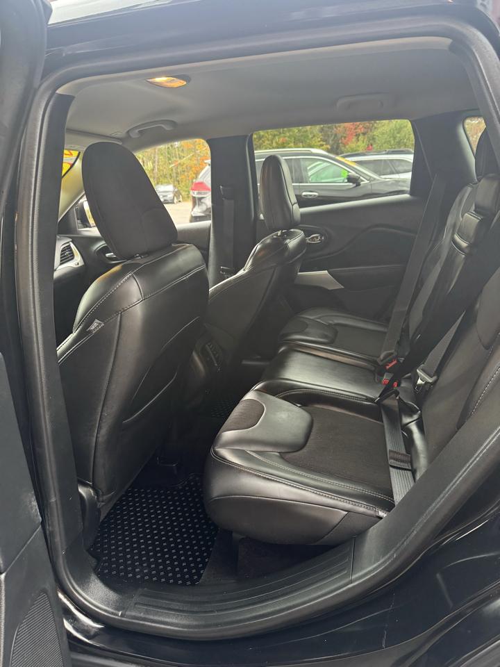 Jeep Cherokee Latitude Plus 4x4 2018