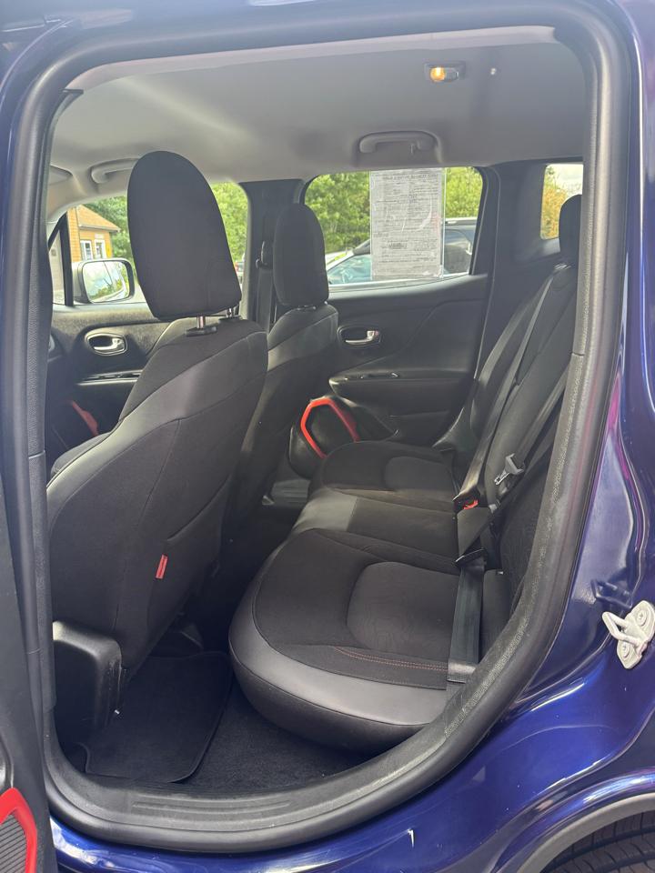 Jeep Renegade 4WD 4dr Trailhawk 2016