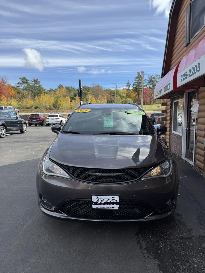 Chrysler Pacifica Launch Edition AWD 2020