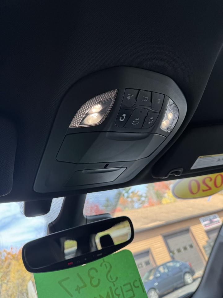 Chrysler Pacifica Launch Edition AWD 2020