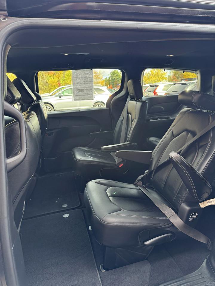 Chrysler Pacifica Launch Edition AWD 2020