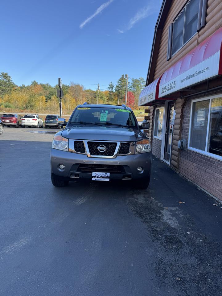 Nissan Armada 4WD 4dr Platinum 2013