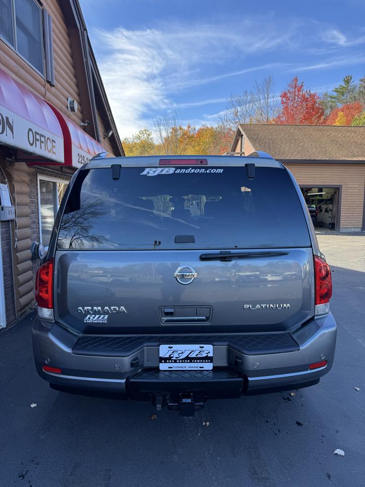 Nissan Armada 4WD 4dr Platinum 2013