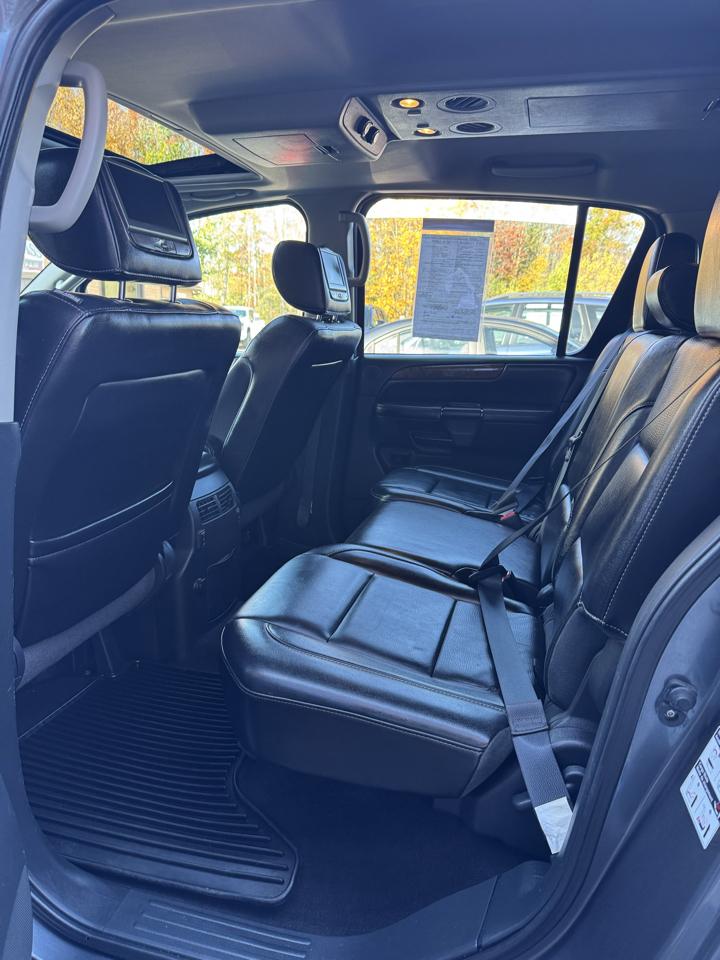 Nissan Armada 4WD 4dr Platinum 2013