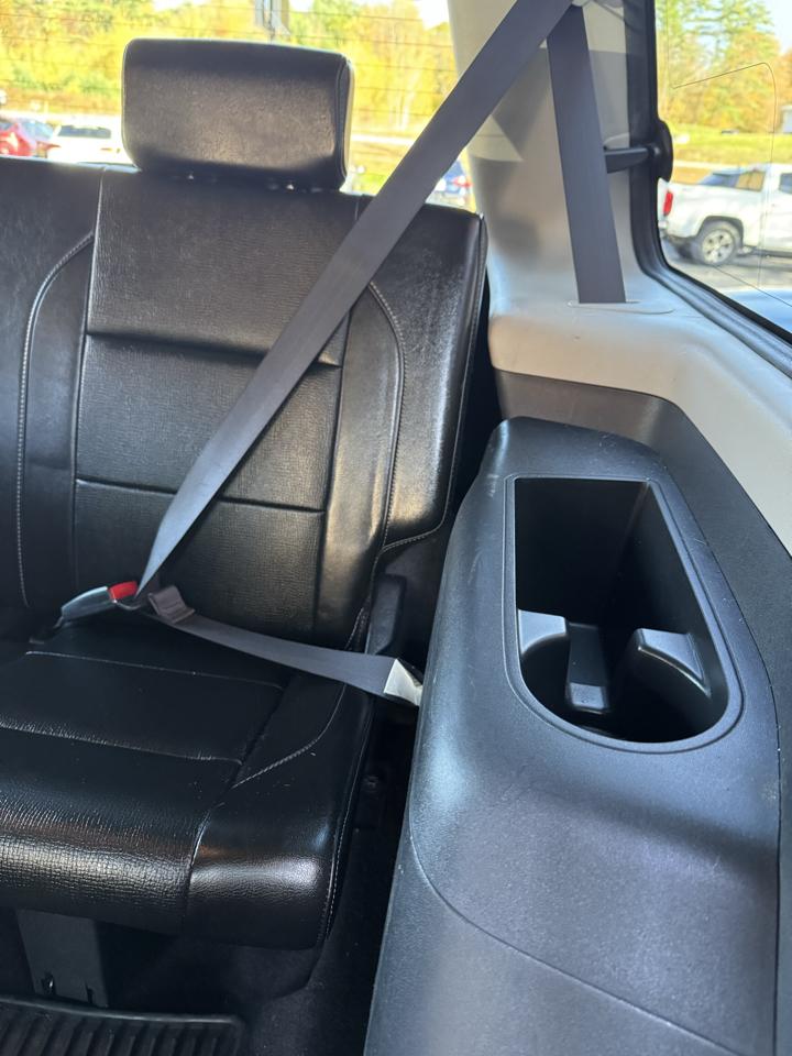 Nissan Armada 4WD 4dr Platinum 2013