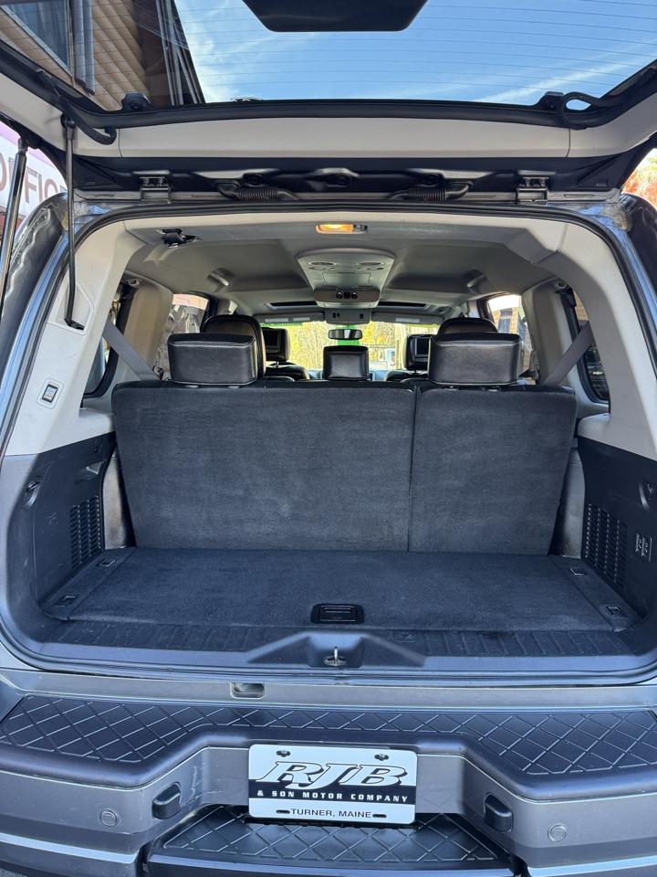 Nissan Armada 4WD 4dr Platinum 2013