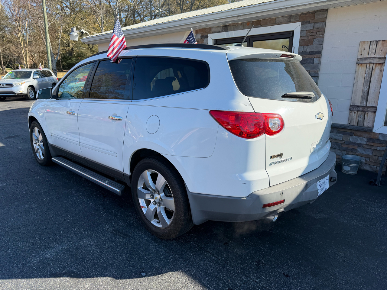 Chevrolet Traverse LTZ FWD 2010