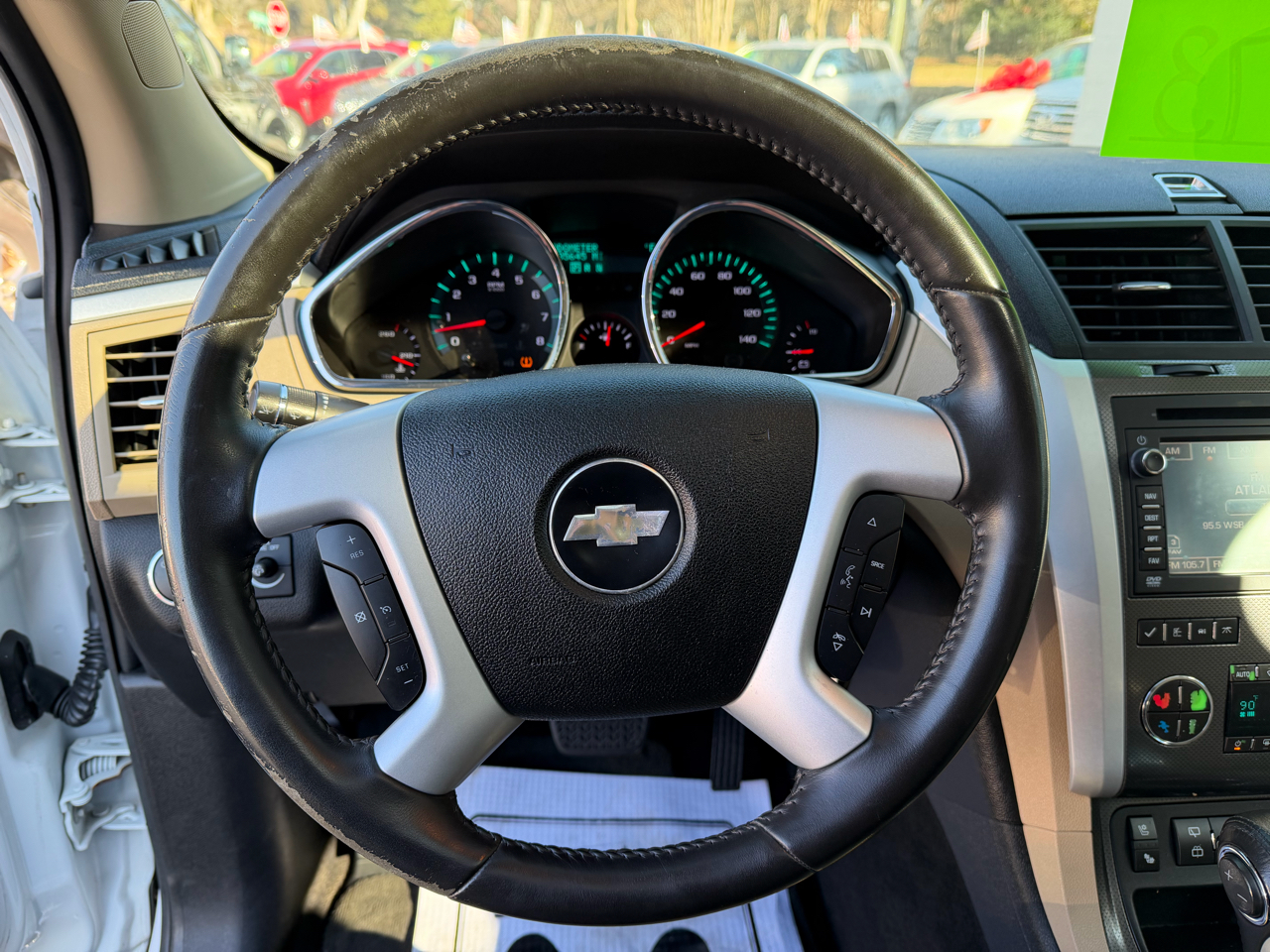 Chevrolet Traverse LTZ FWD 2010