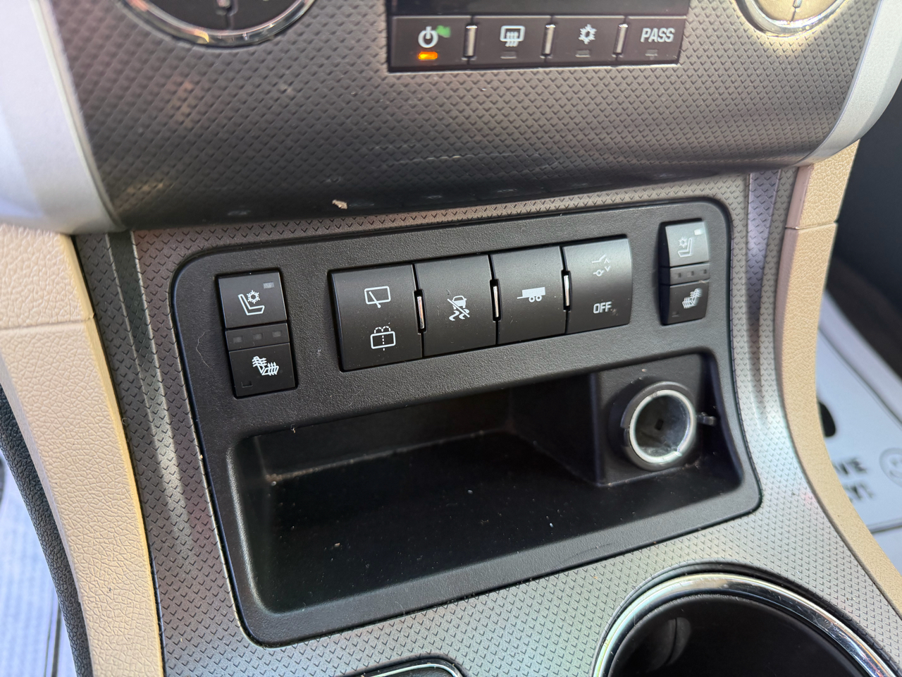 Chevrolet Traverse LTZ FWD 2010