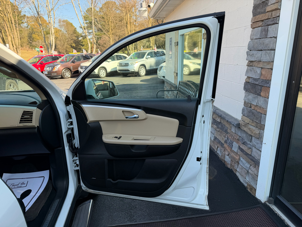 Chevrolet Traverse LTZ FWD 2010